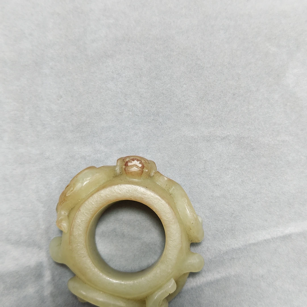 非金属莫桑石戒指 扳指可挂可把玩玉质温润雕刻精美