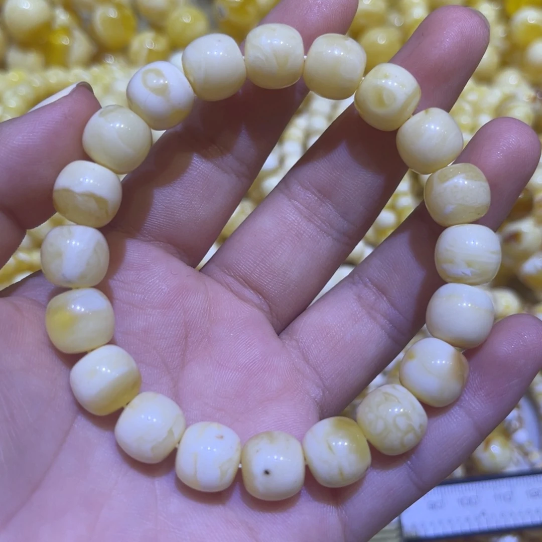 未镶嵌琥珀珠宝奇石11m（微瑕）