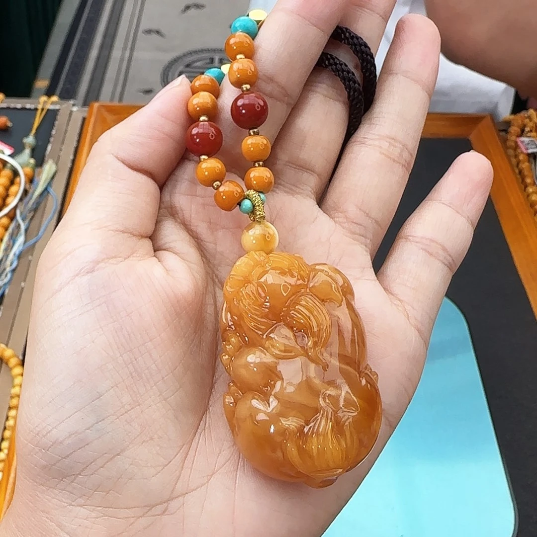 未镶嵌琥珀手链吊坠
