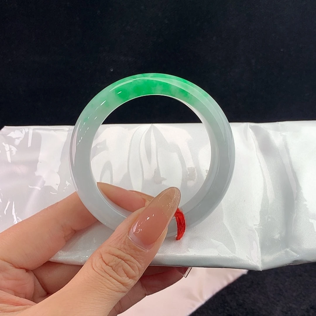 【闪购商品】未镶嵌手镯翡翠正52.6