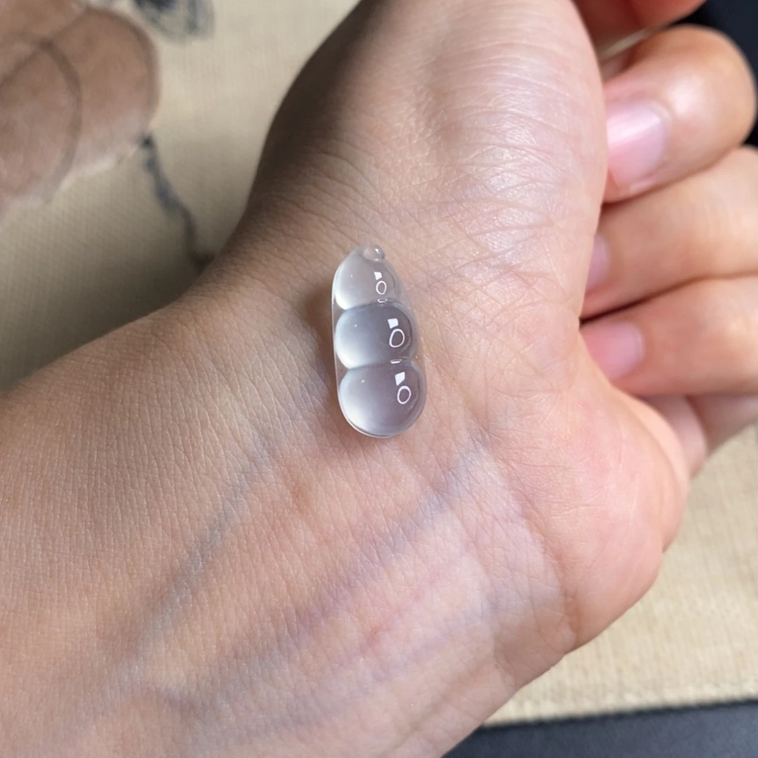颈饰未镶嵌翡翠豆子