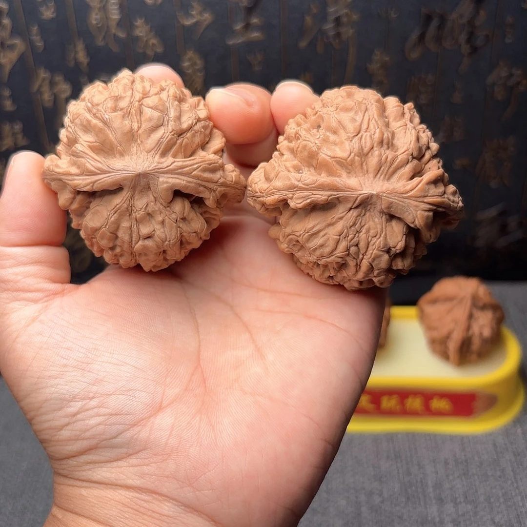 文玩核桃手串龙鼎