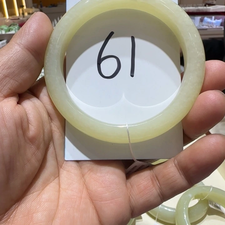 和田玉未镶嵌手镯636