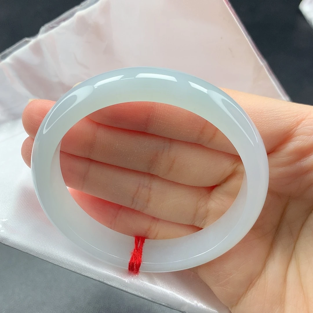 未镶嵌手镯翡翠（44号）