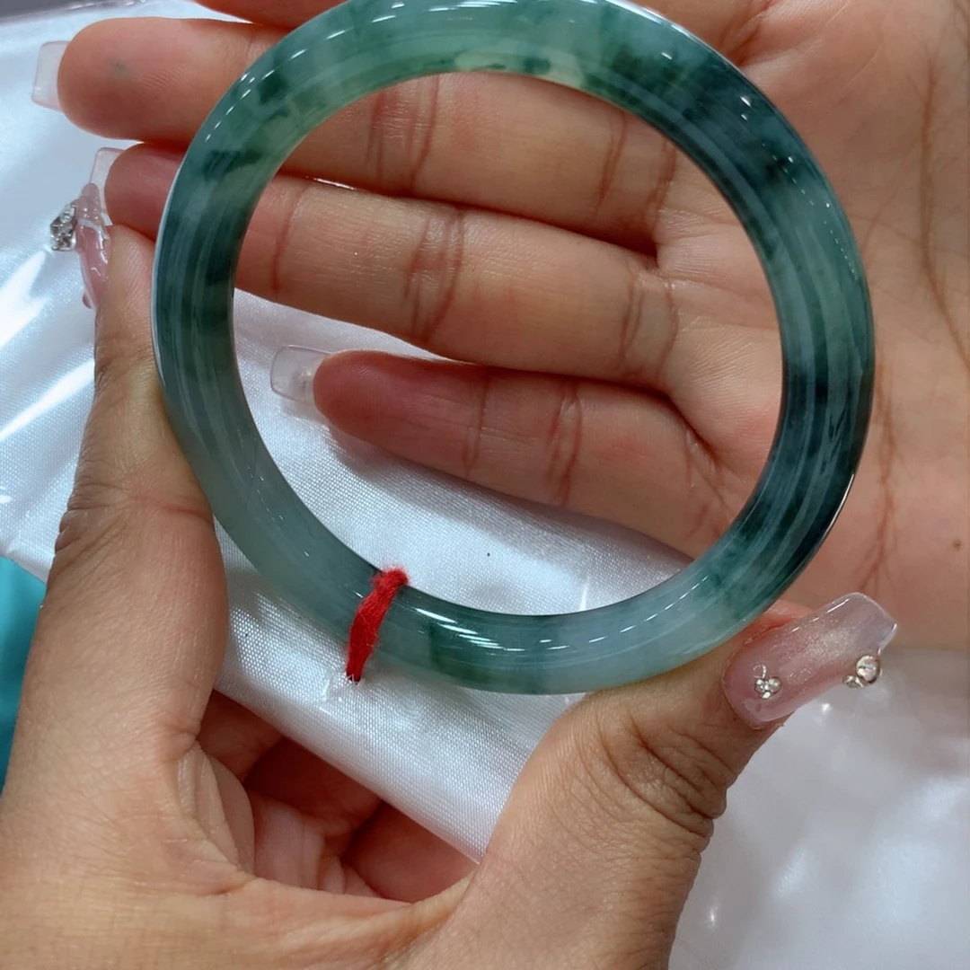 翡翠手镯未镶嵌买断