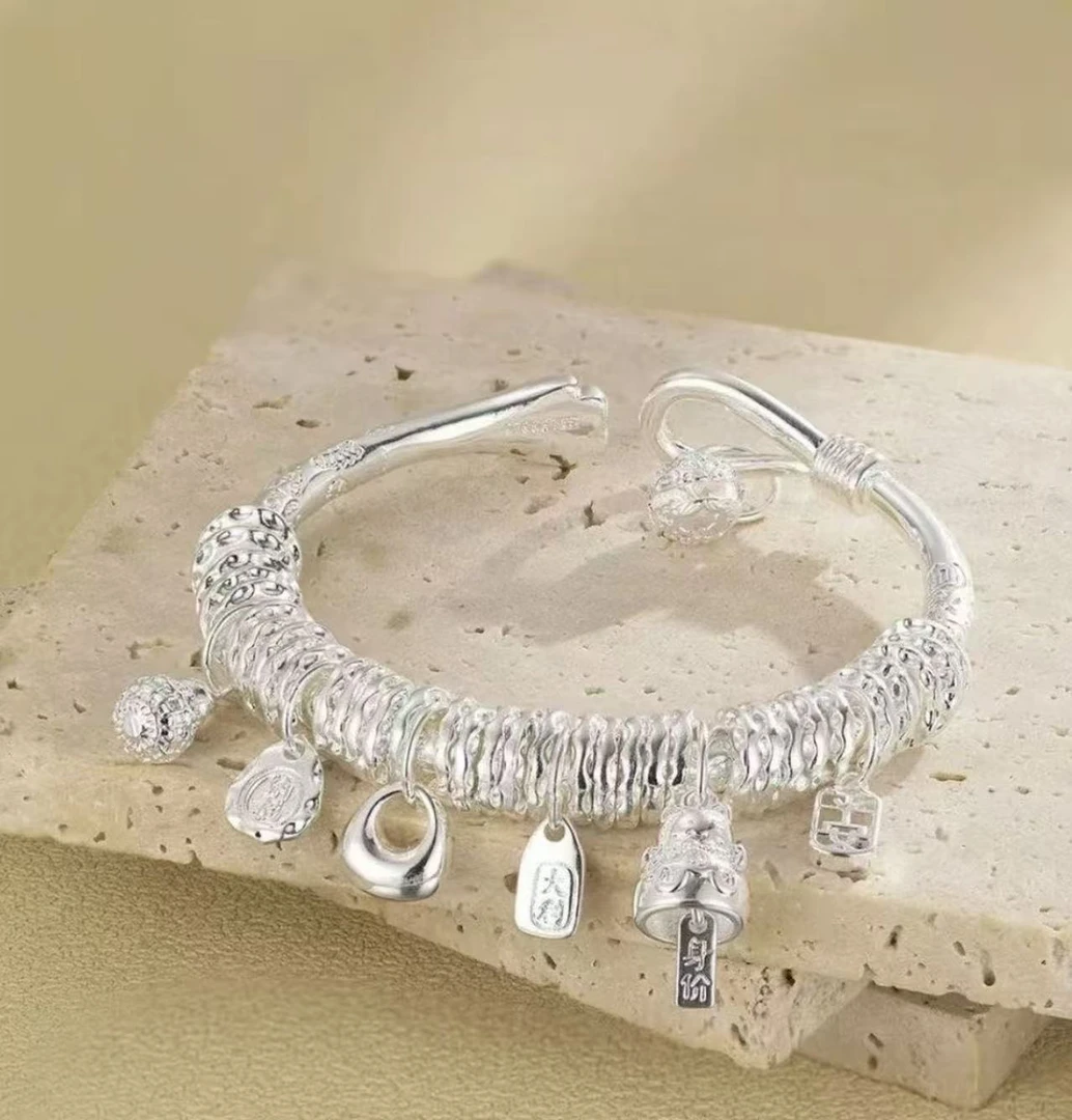 999.9银猫爪盘缠款时尚