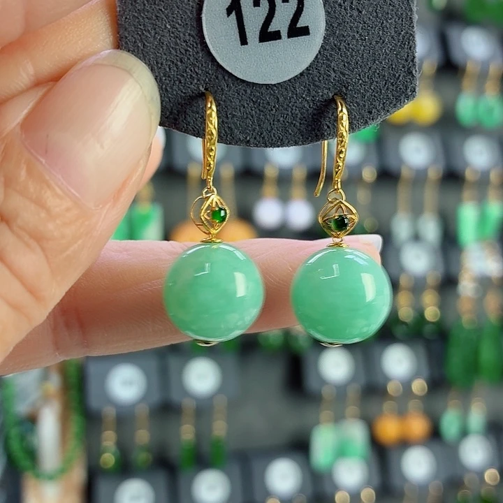 翡翠18K金镶嵌耳饰