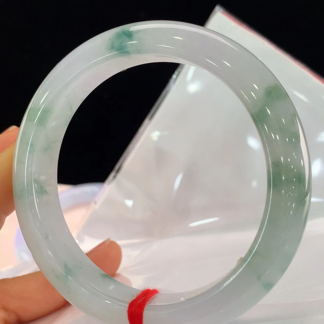 翡翠手镯未镶嵌111-0029