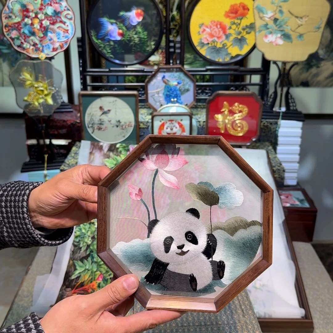 刺绣刺绣工艺精湛