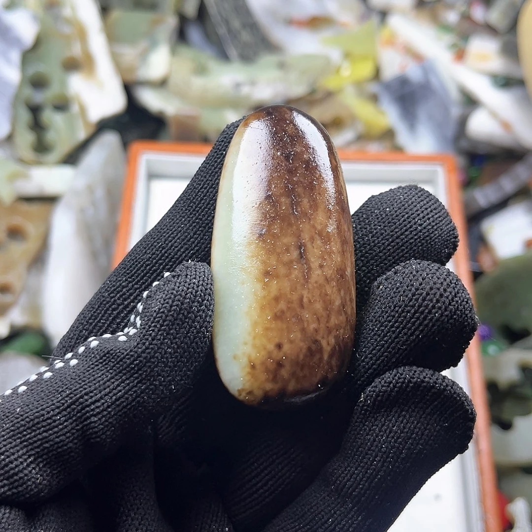 颈饰未镶嵌和田玉张*臣