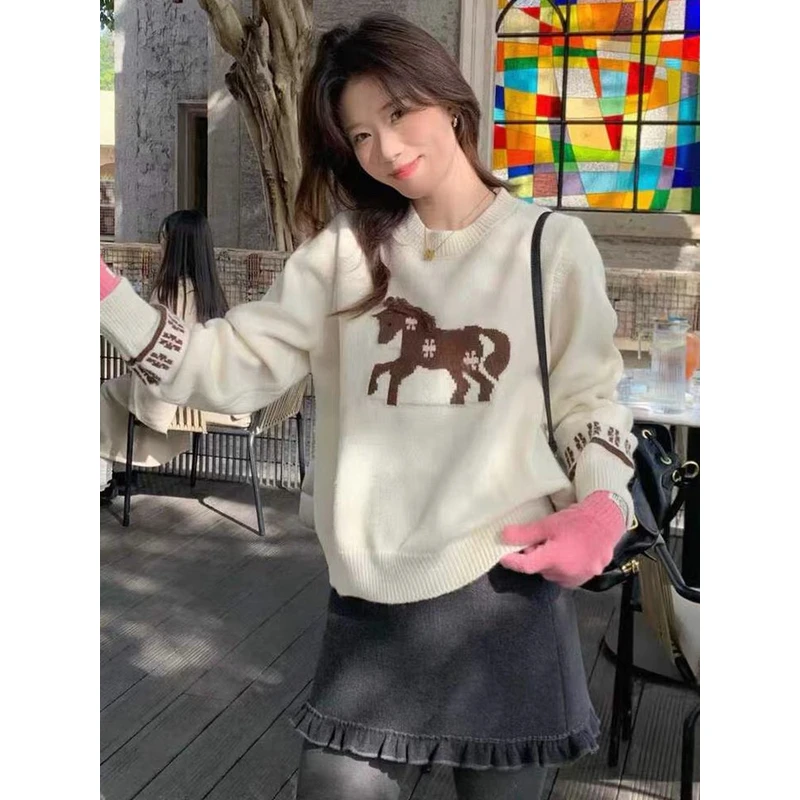 6036韩系重工小众小马卡通图案套头毛衣女秋冬季加厚小个子短款针