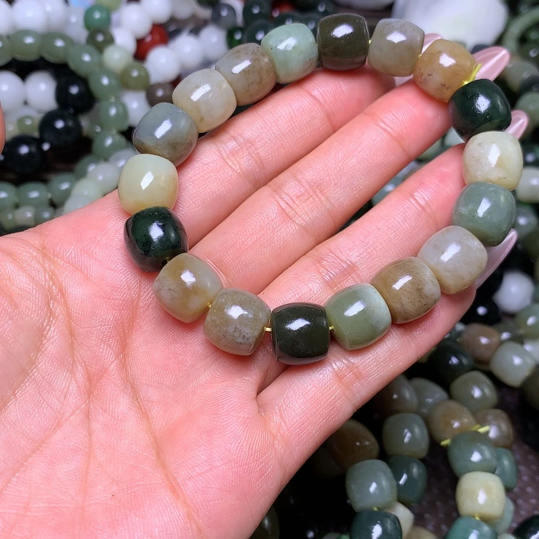 【闪购商品】手串未镶嵌和田玉张***了