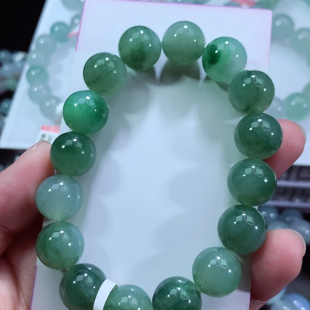 翡翠手链未镶嵌卡13