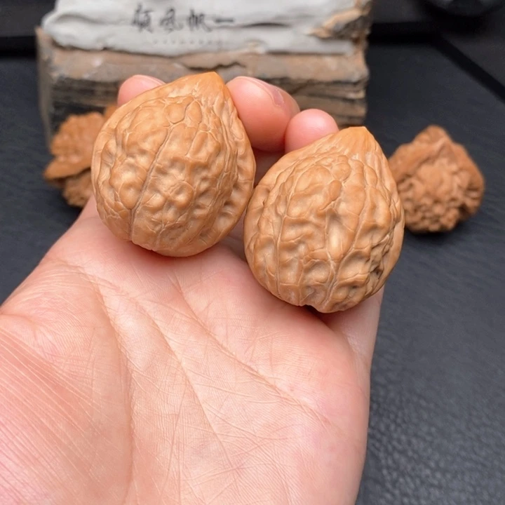 文玩核桃吊坠尺寸32.5龟甲纹