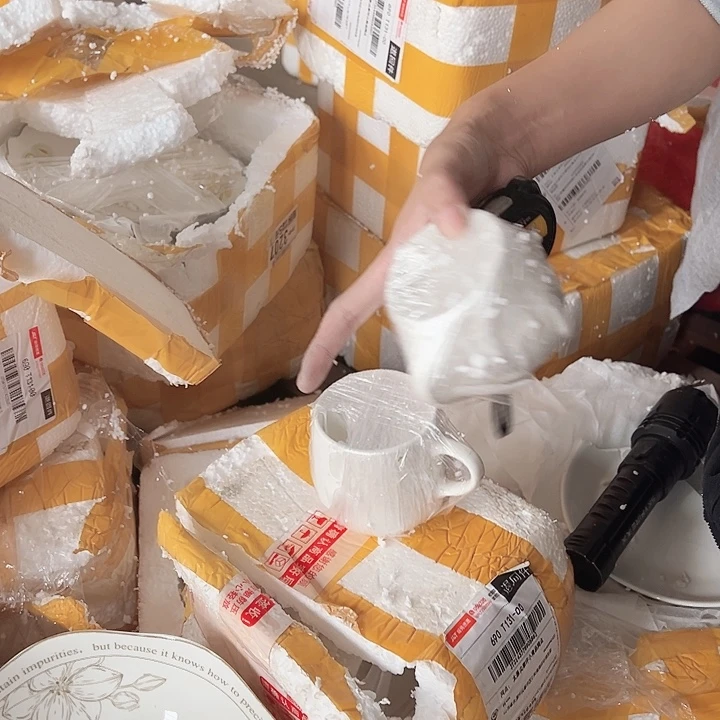 芝麻杯小号2只破损包赔不补发介意勿拍