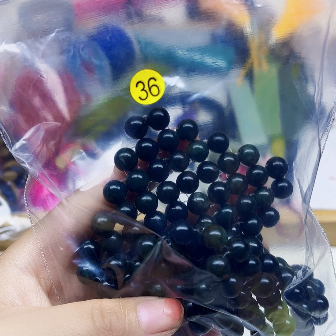 无***烟和田玉（糖玉）未镶嵌珠宝半成品