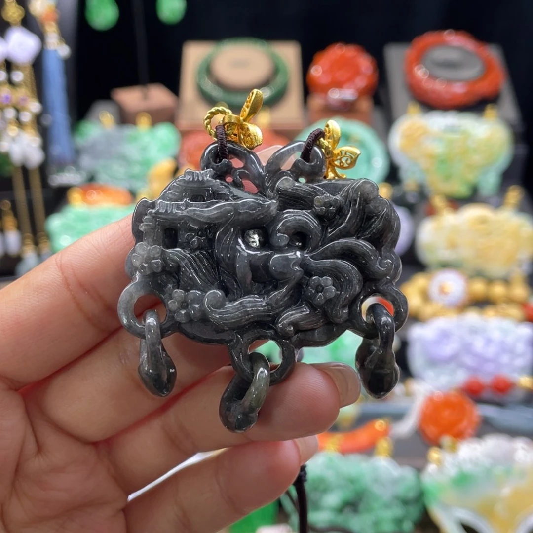 翡翠颈饰未镶嵌代编织