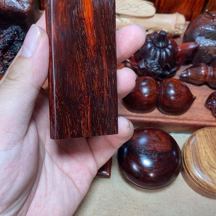 檀香紫檀（小叶紫檀）牙签盒