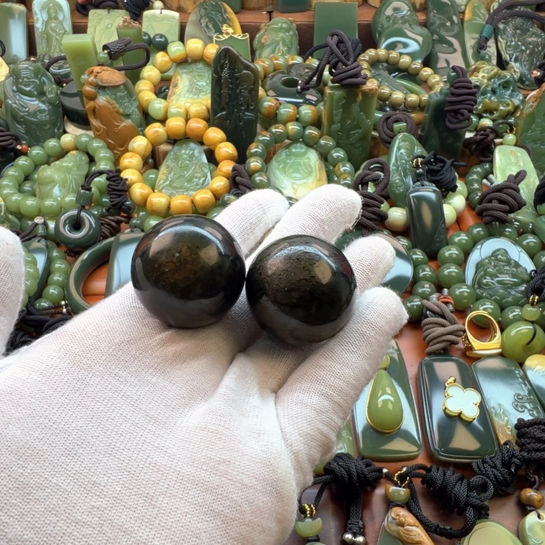 岫岩河磨玉（透闪石质玉）未镶嵌挂件