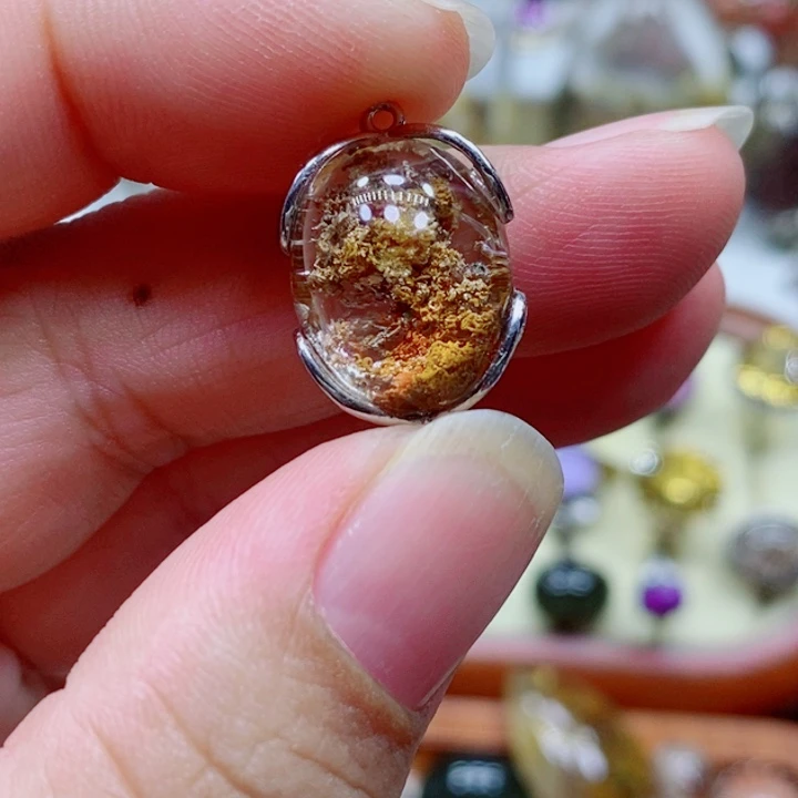 未镶嵌颈饰水晶水晶