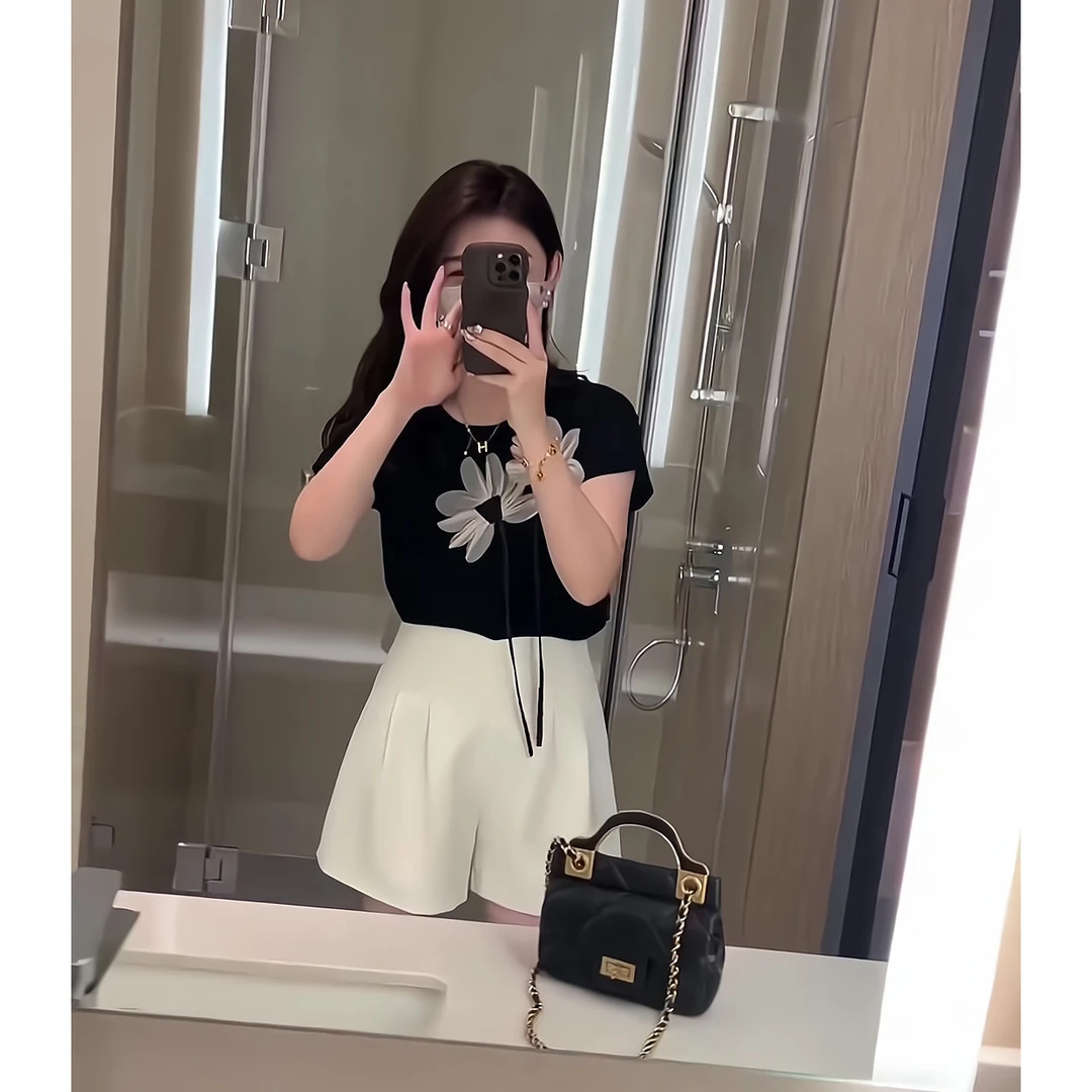 夏季一整套女装2025新款韩版休闲显瘦减龄时尚短袖上衣短裤两件套