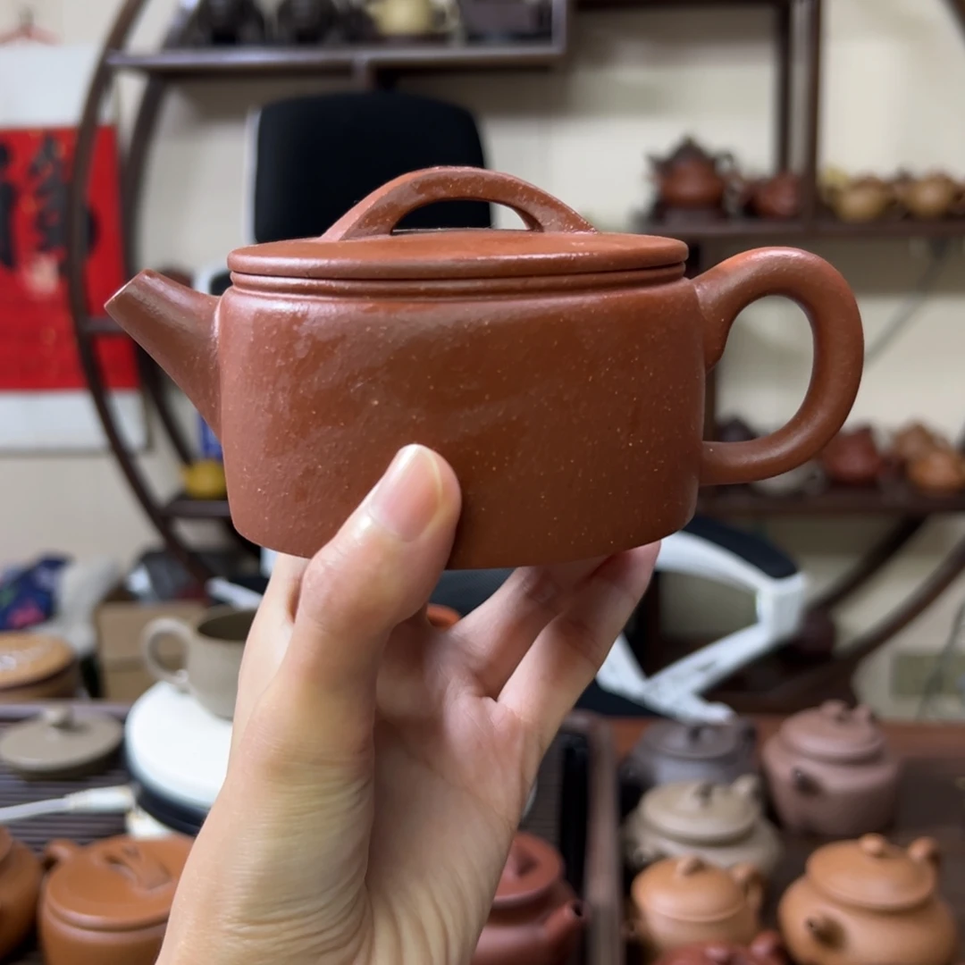 毅****茶壶紫砂红将破汉瓦260