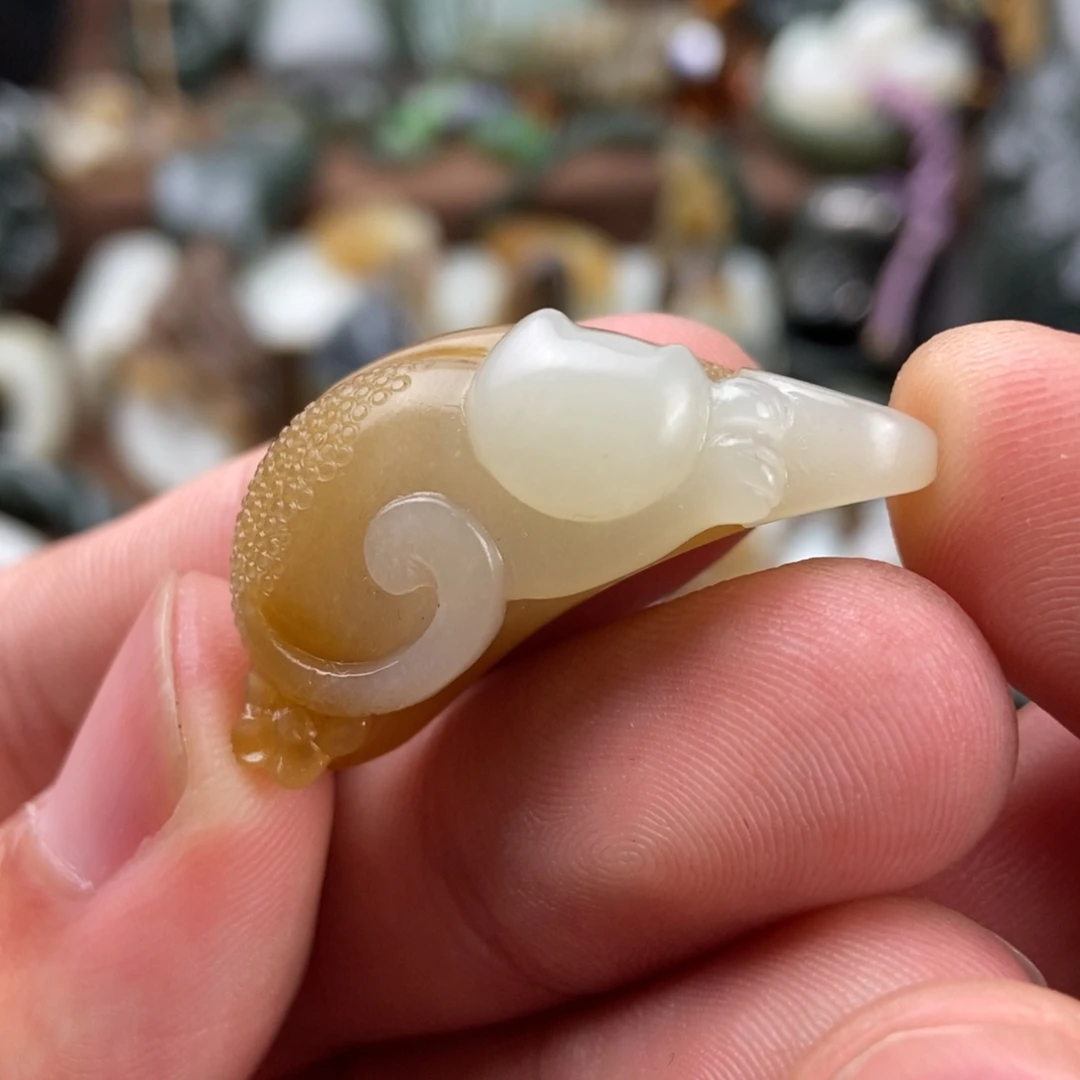 和田玉挂件未镶嵌