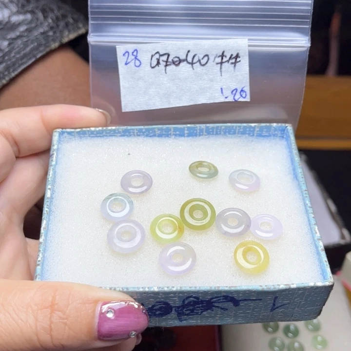 定制翡翠未镶嵌牛*不