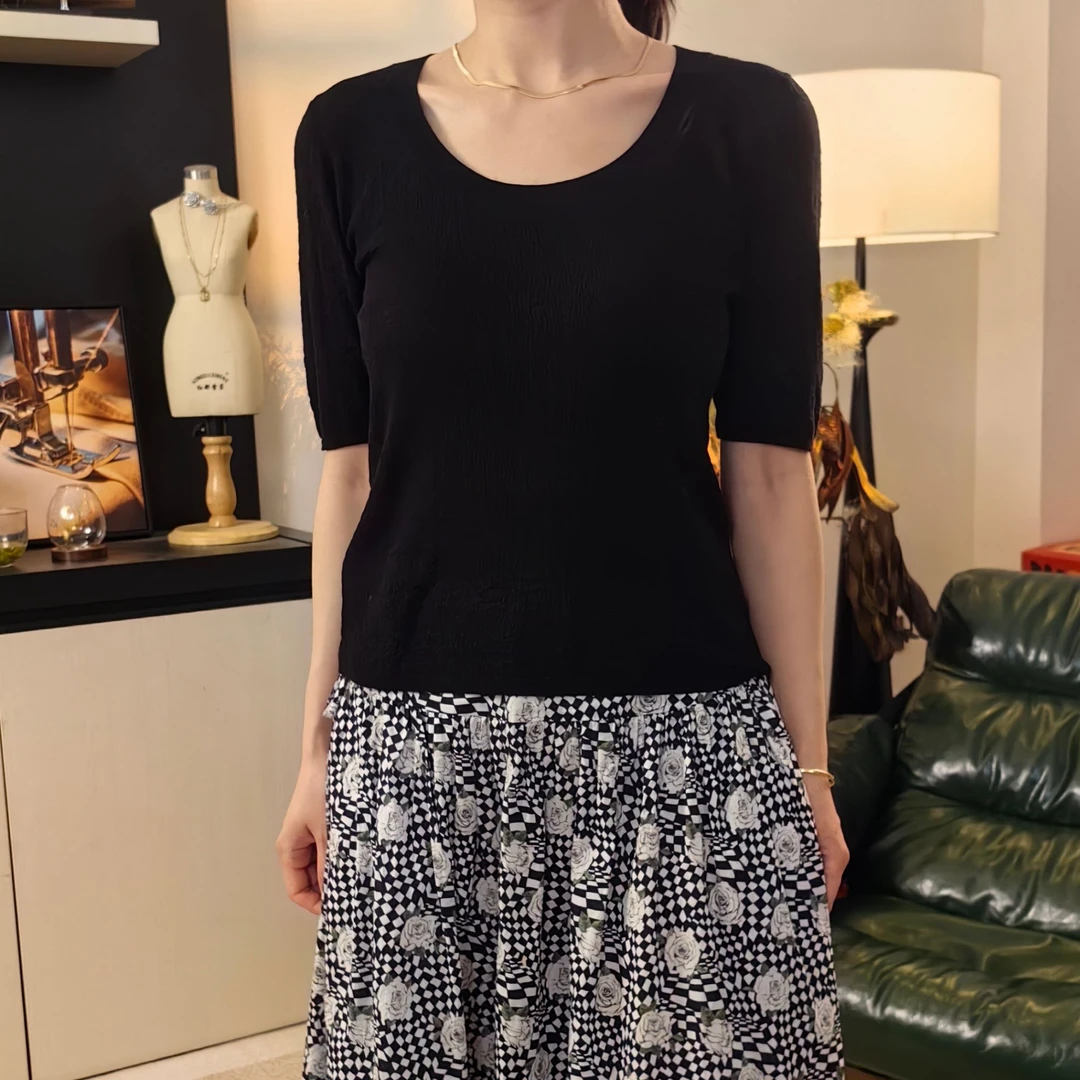 【里尔月光】亚麻天丝肌理感U领气质修身时尚短袖T恤薄款显瘦