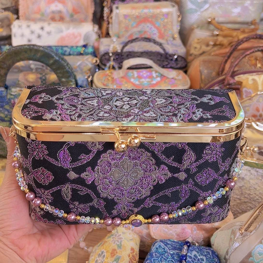 蚕丝大高货藤本宝相花盒子