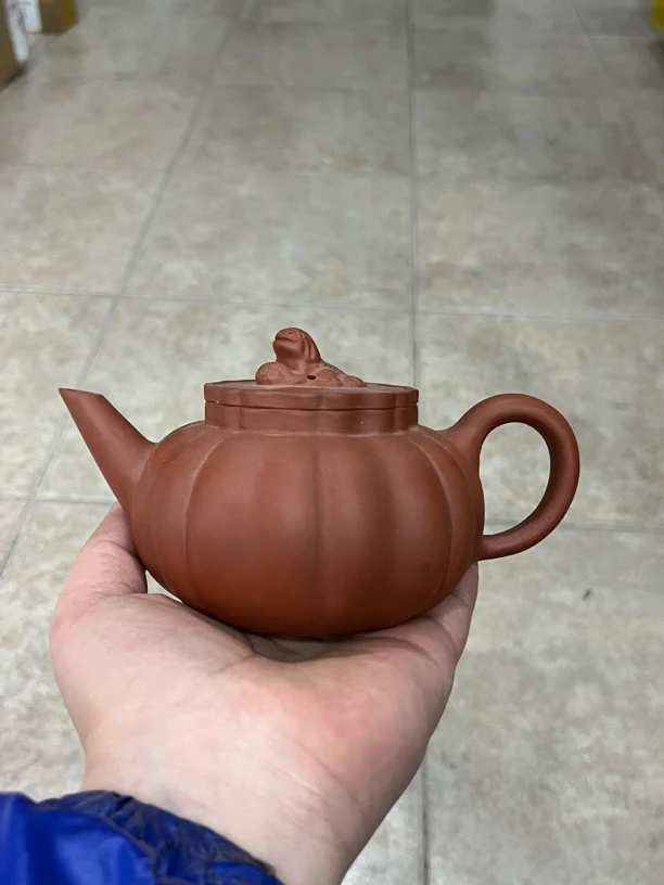 宜兴紫砂壶红清水狮球（老壶）