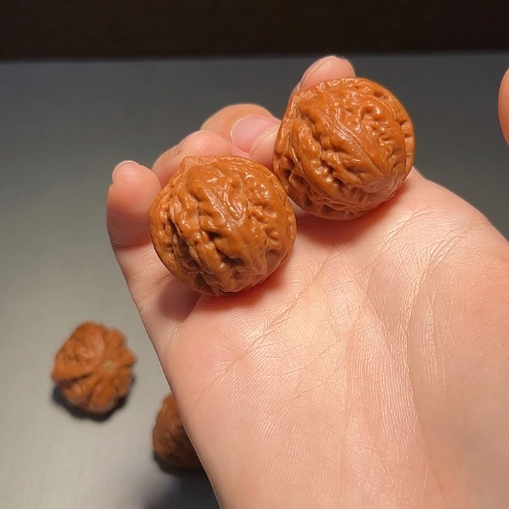 把件文玩核桃珊瑚纹358