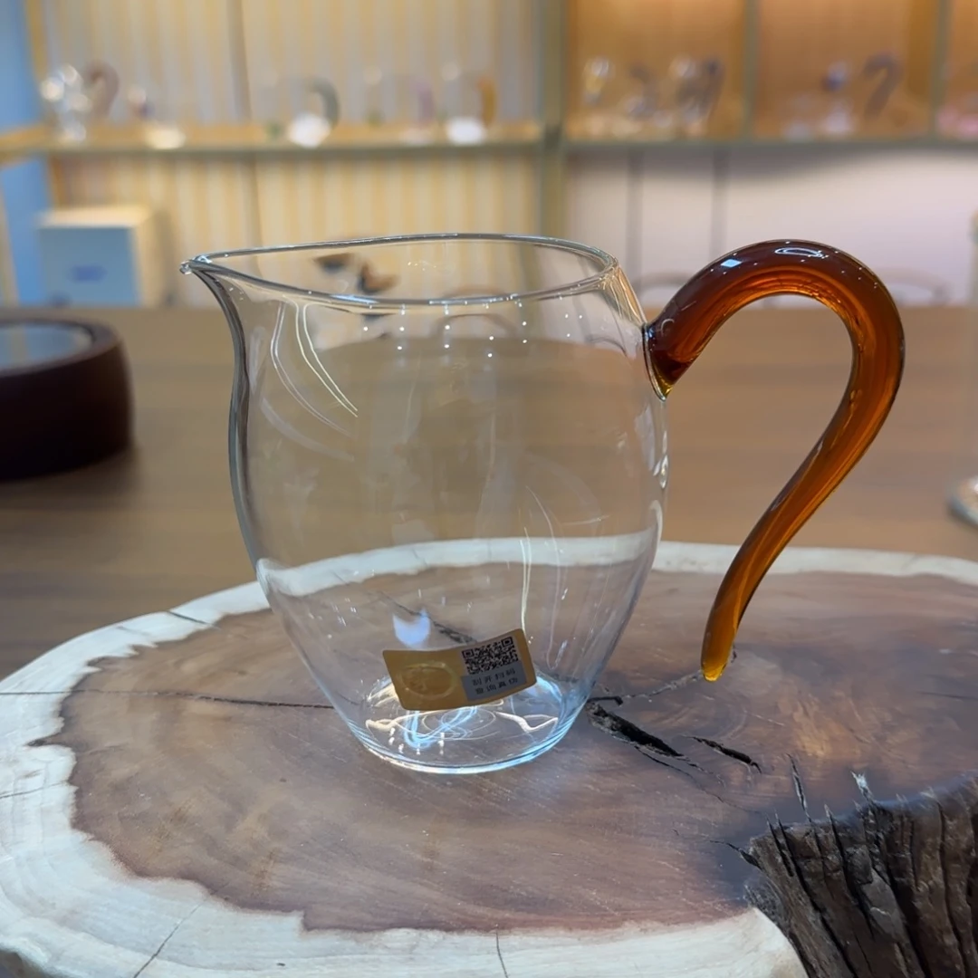 禾器怡然公道杯琥珀色