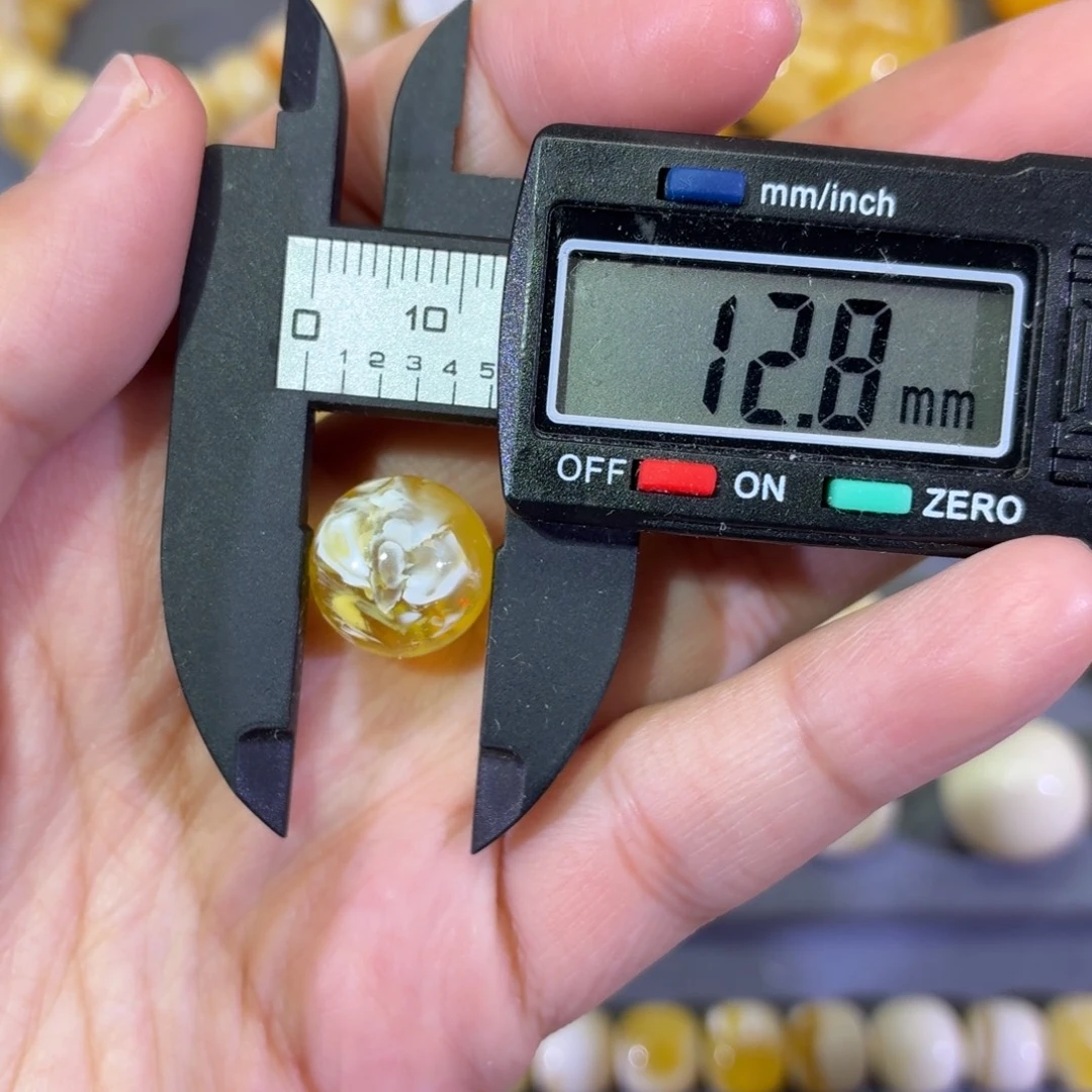 琥珀未镶嵌裸石圆珠