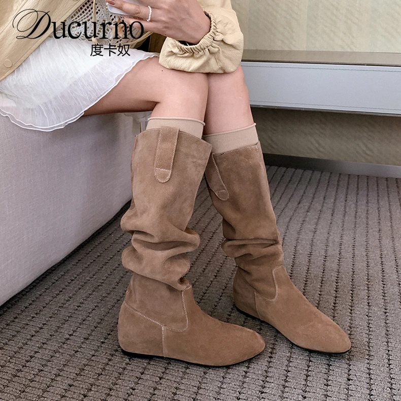 DUCURNO辣妹复古褶皱堆堆靴女牛翻皮高筒骑士靴平底内增高长筒靴