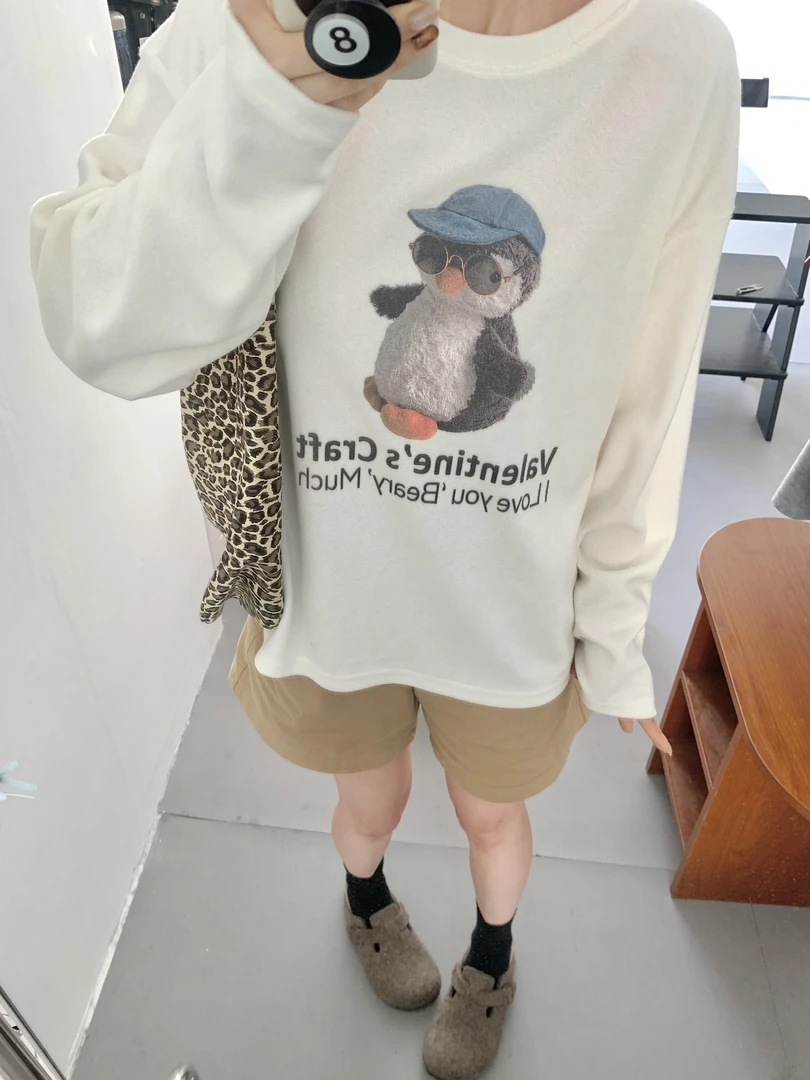 程程甄选  羊绒质感复古蓝帽企鹅厚款慵懒风百搭T恤9017