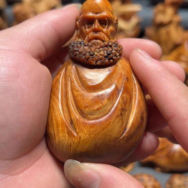 柏木（崖柏）点点关注