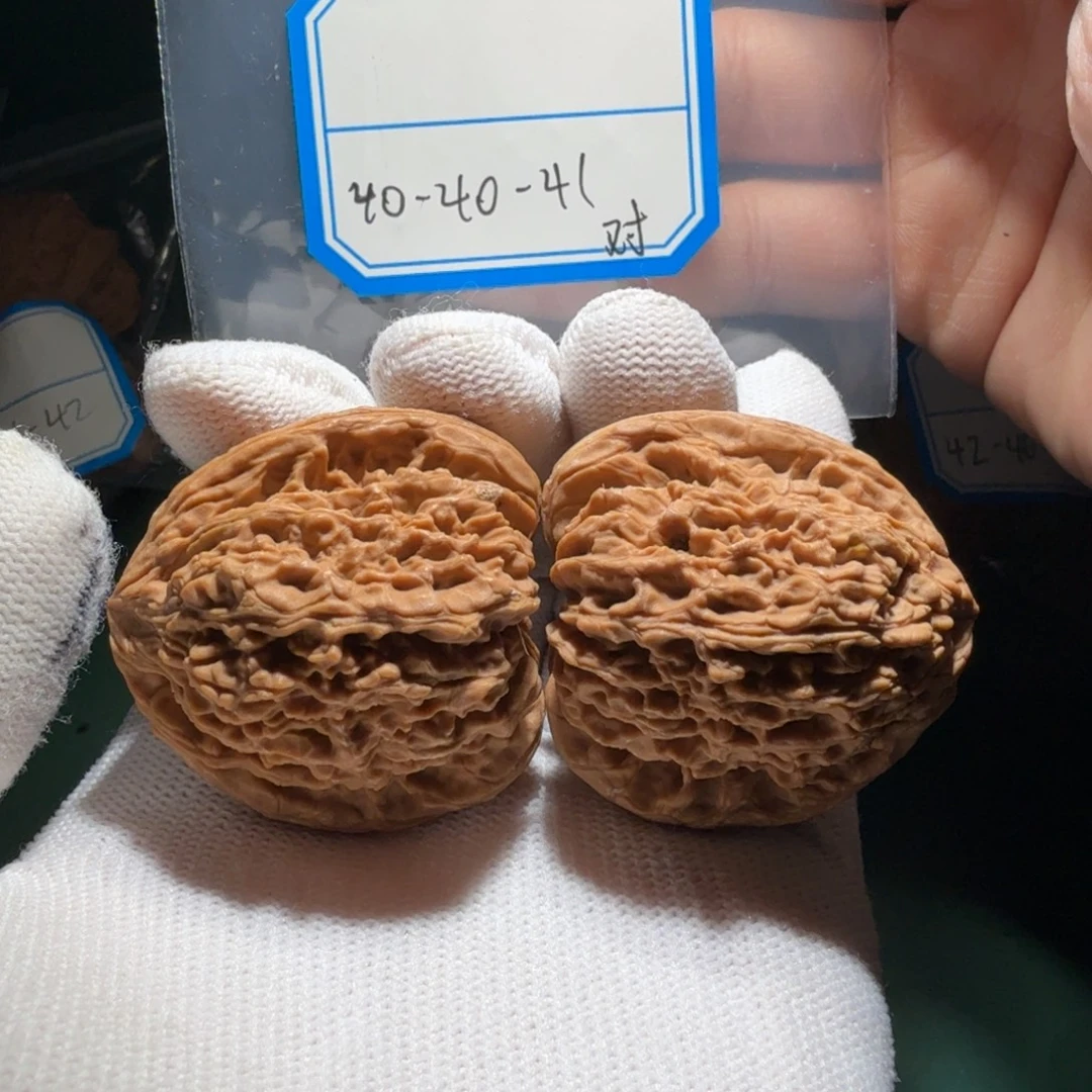 文玩核桃吊坠南疆47