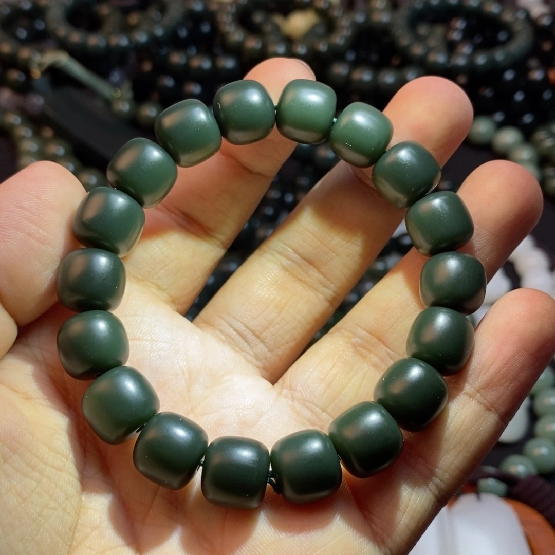 和田玉手串未镶嵌