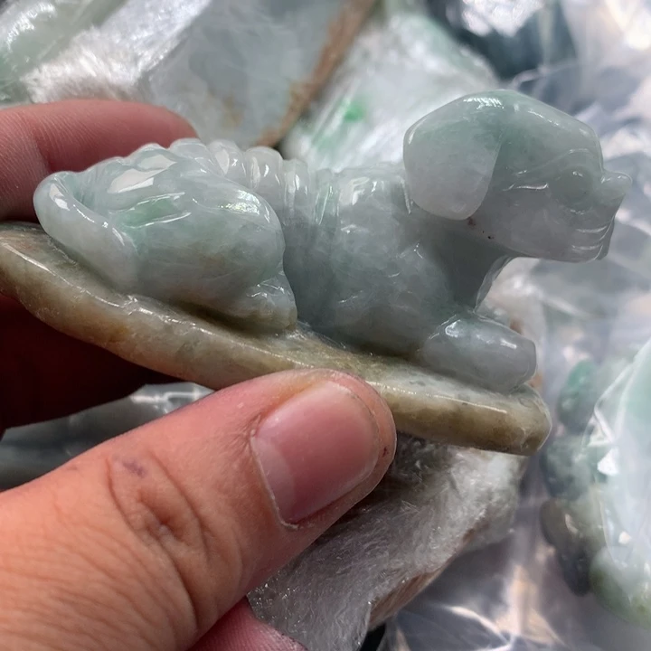翡翠未镶嵌颈饰保真天然a货翡翠