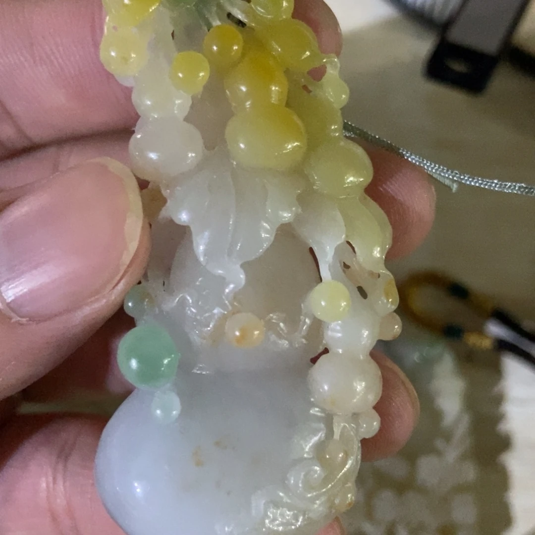 家***贝定制翡翠未镶嵌翡翠