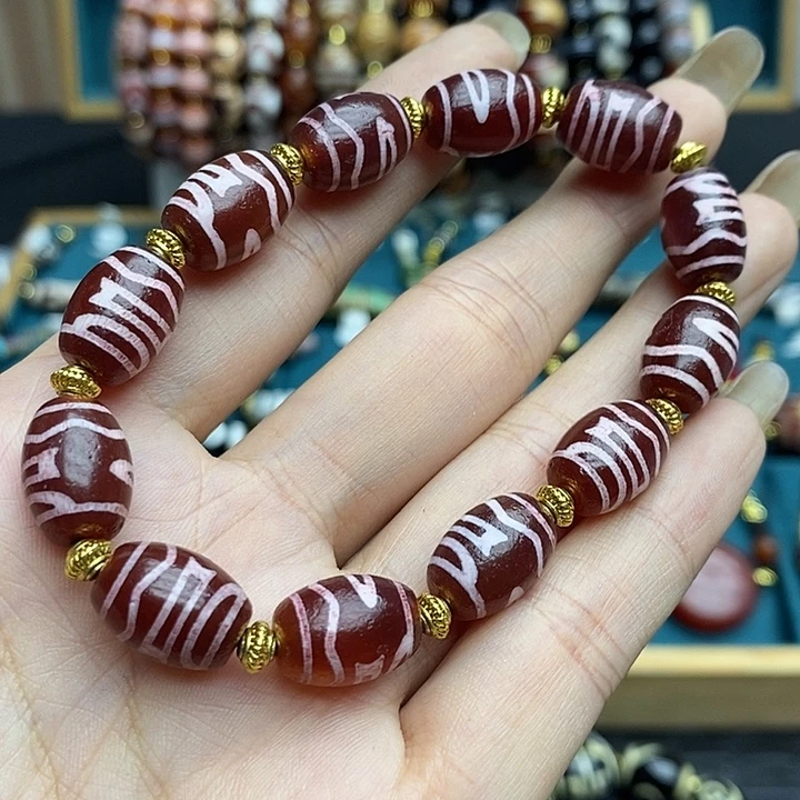 玛瑙/玉髓颈饰合金
