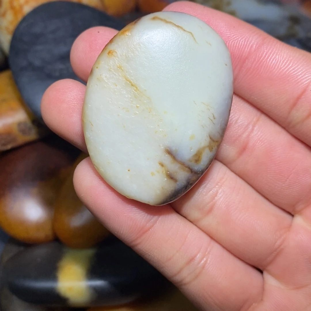 和田玉未镶嵌珠宝奇石