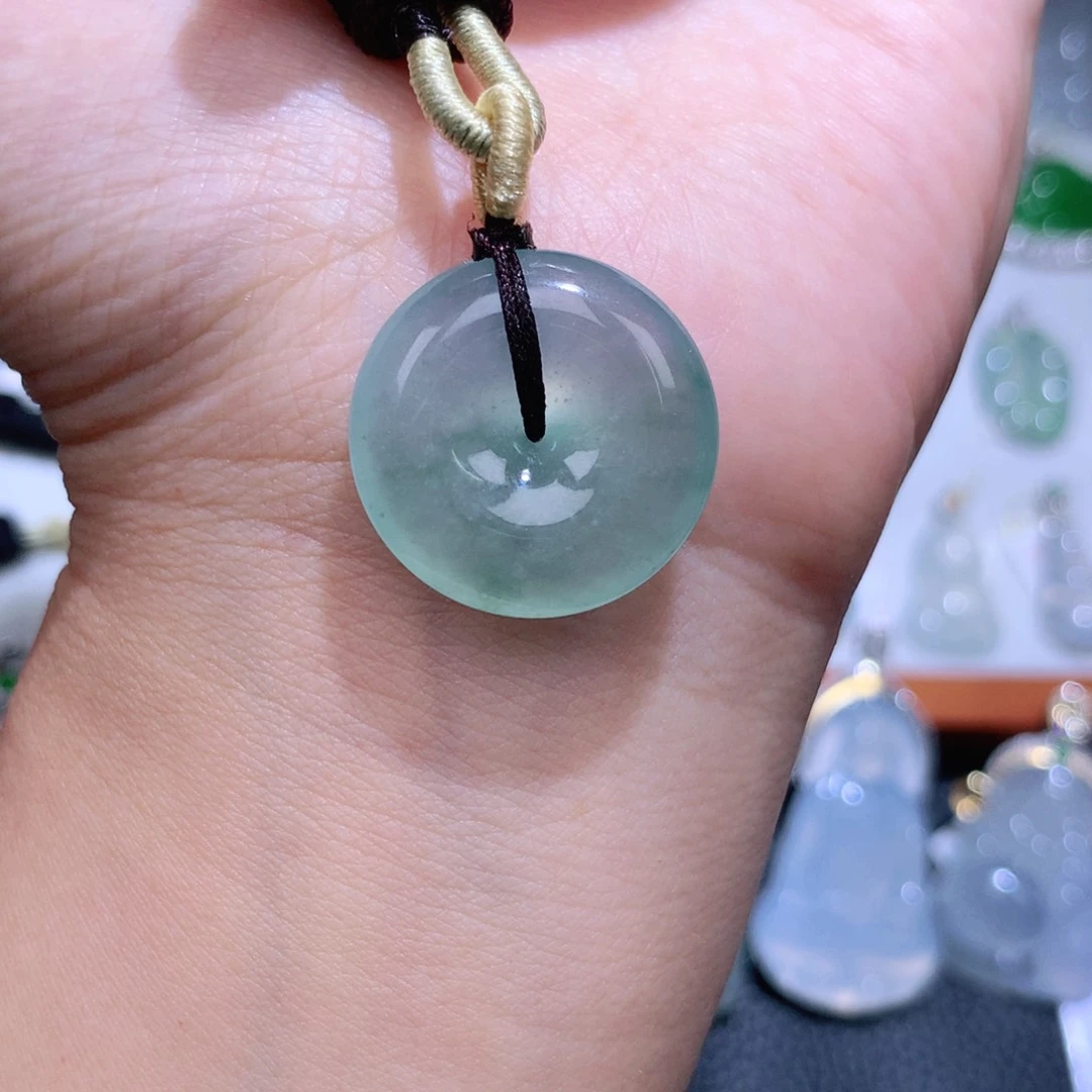 颈饰未镶嵌翡翠扣子
