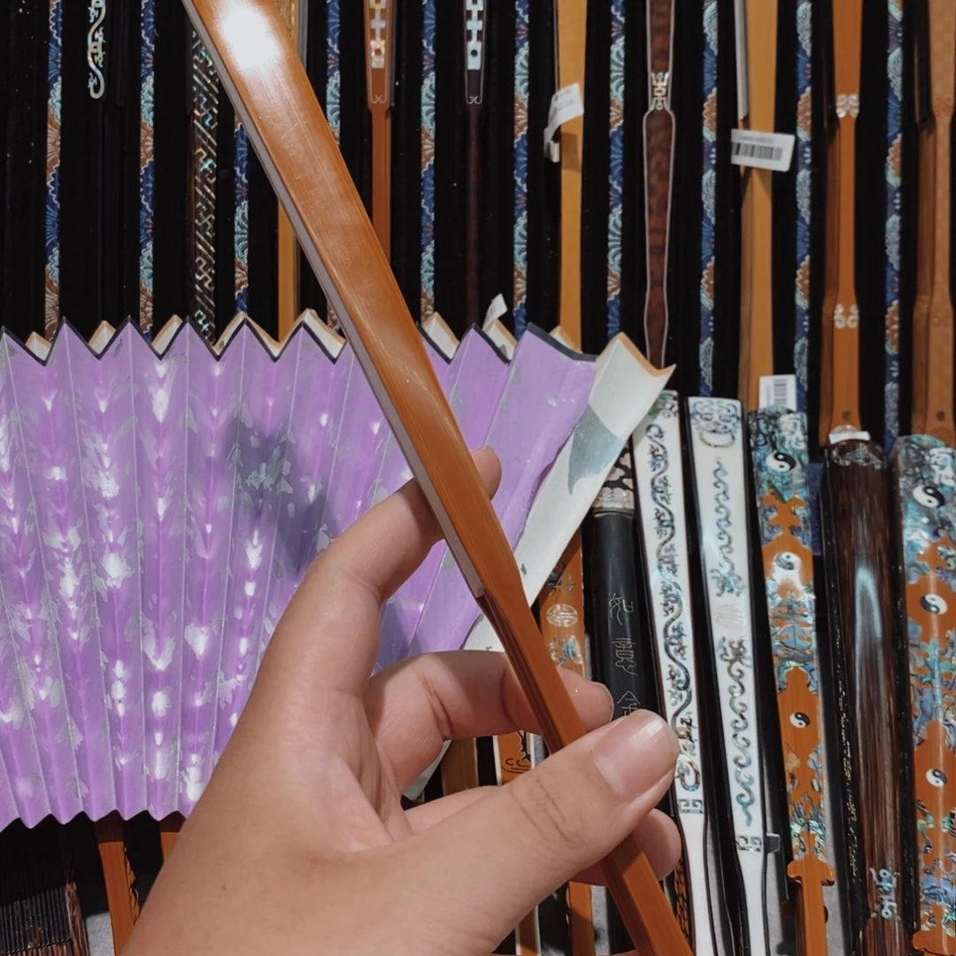 草***莓扇子纯手工制作工艺