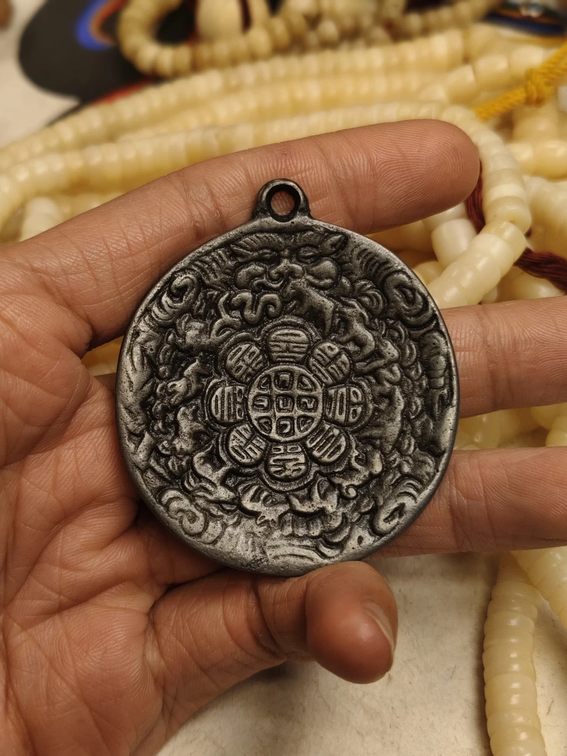 九宫八卦牌黑漆配饰手串