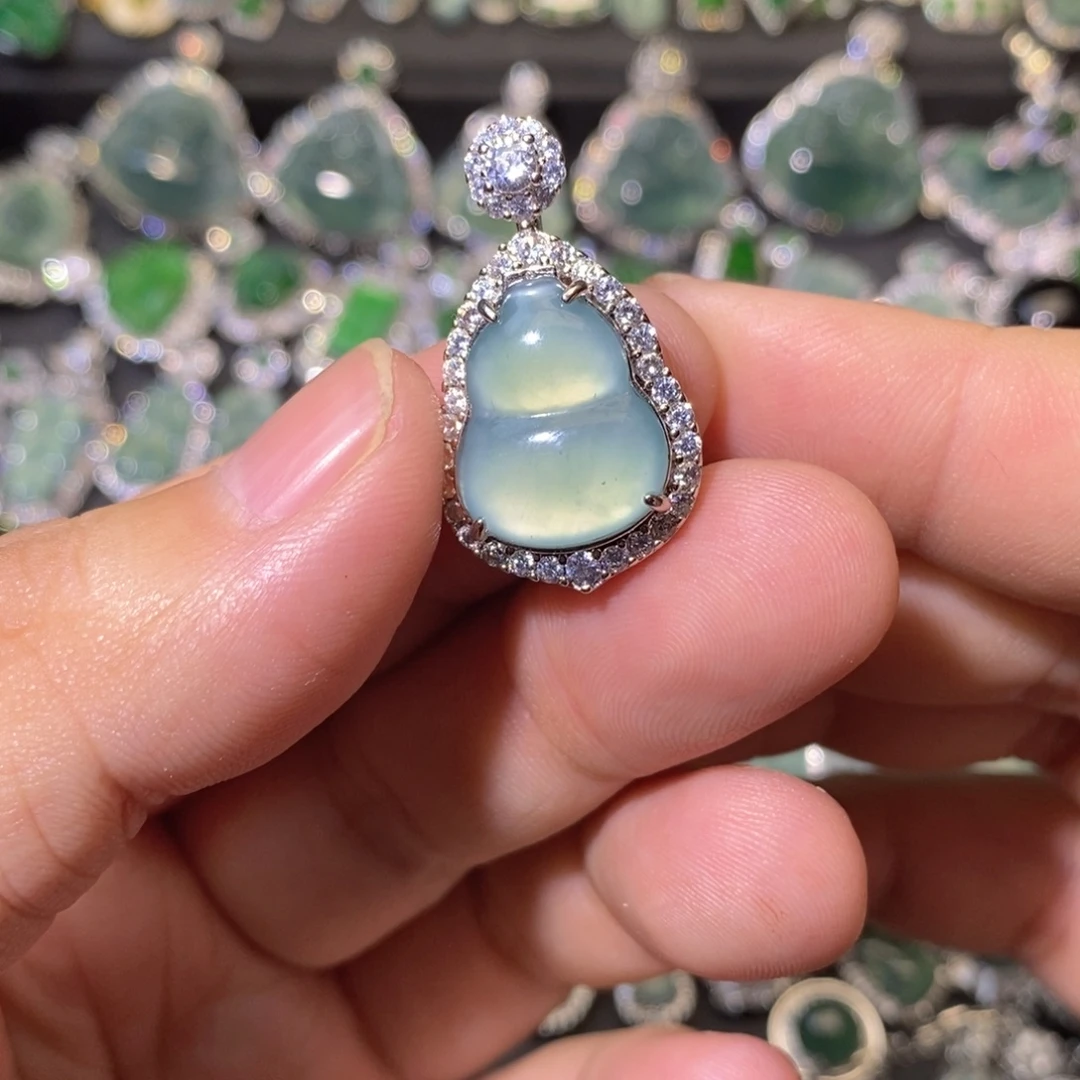 翡翠未镶嵌颈饰天然