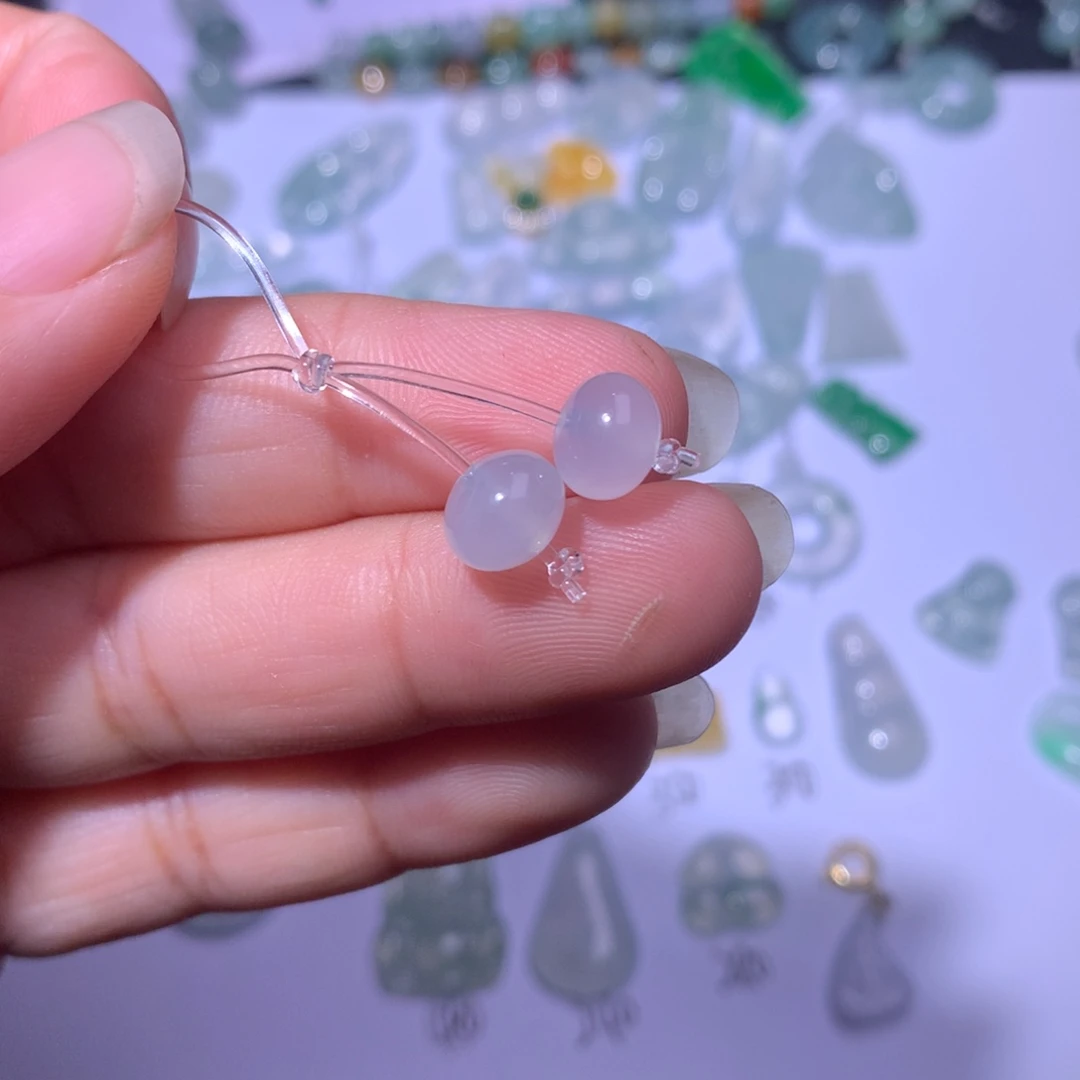 翡翠未镶嵌颈饰珠