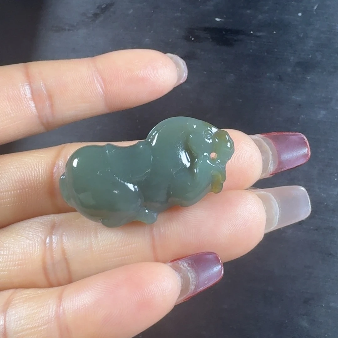 和田玉挂件未镶嵌