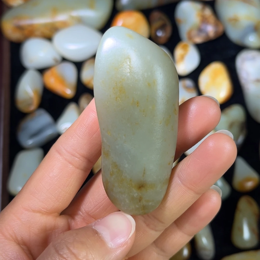 和田玉（糖玉）未镶嵌挂件62g